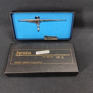 Vintage Iwata Air Brush HP-A Japan With Box And Wrench